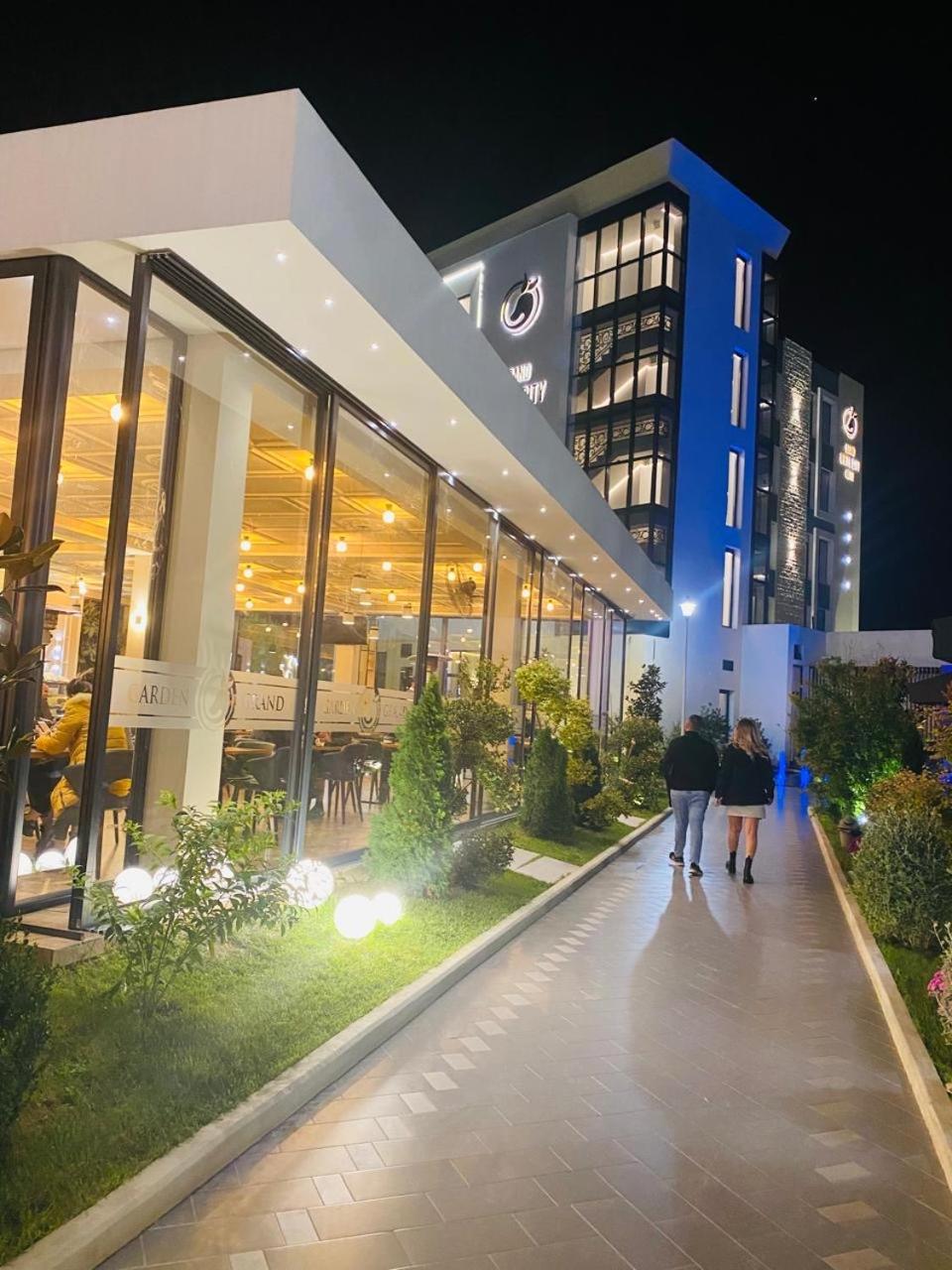 Grand White City Hotel Berat Exterior photo