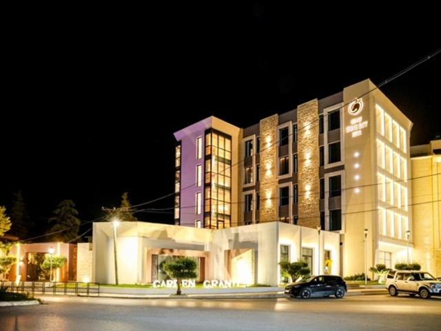 Grand White City Hotel Berat Exterior photo