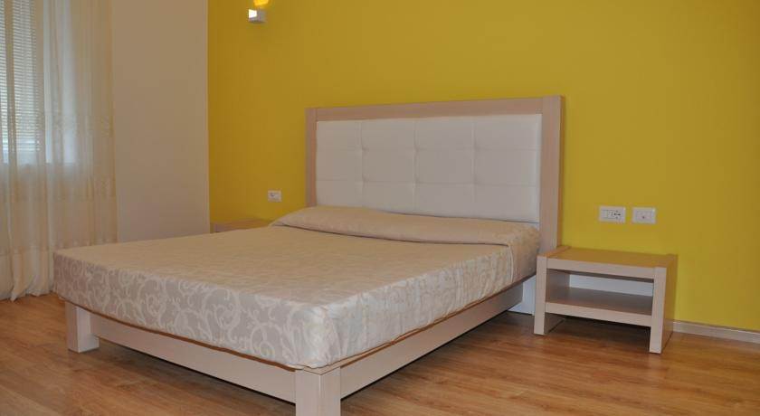 Grand White City Hotel Berat Exterior photo