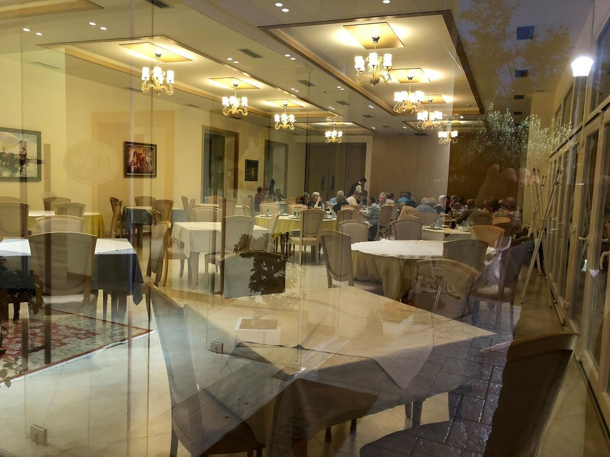 Grand White City Hotel Berat Exterior photo